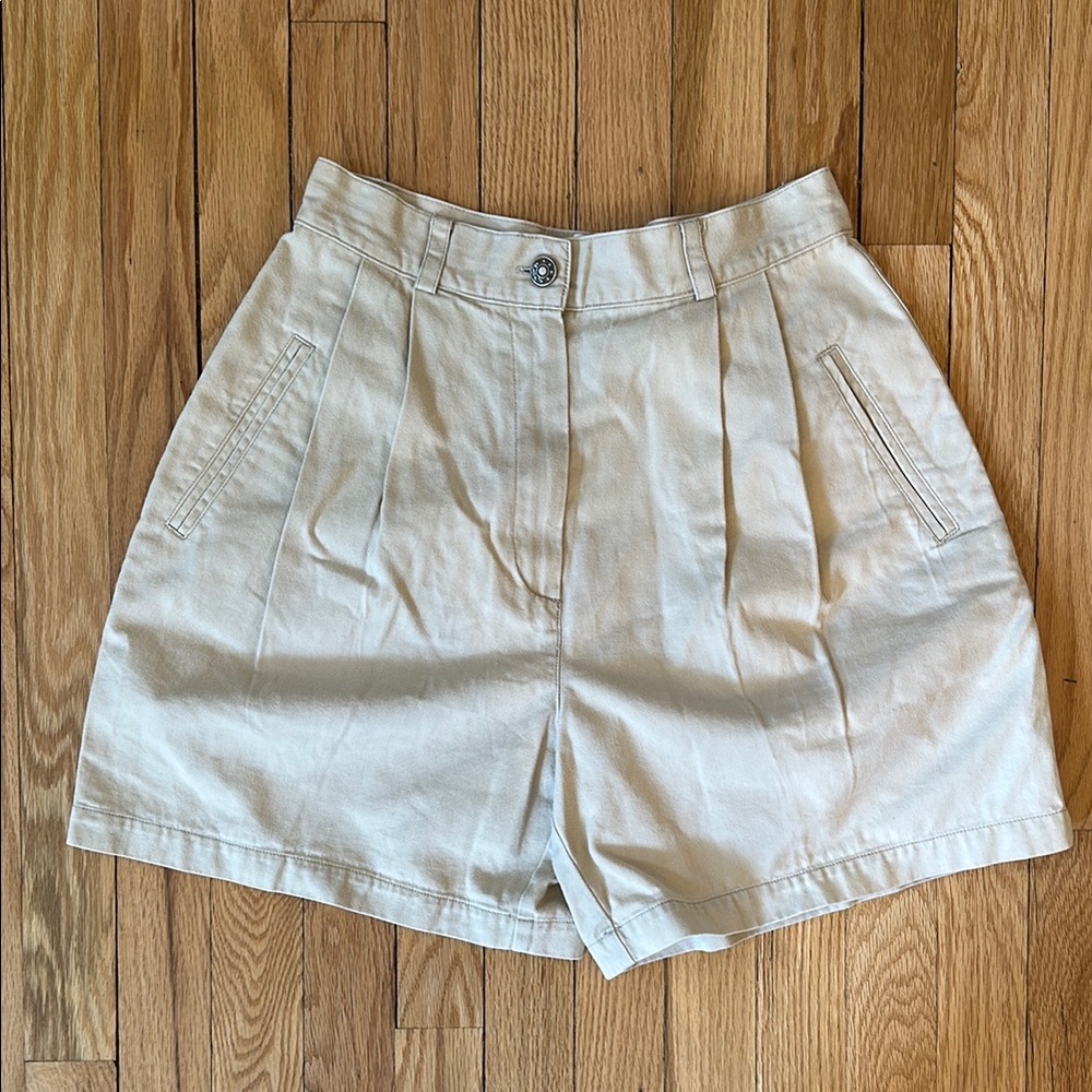 Andrea Jovine Tan High Waist pleated Shorts
